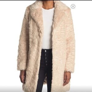 NWOT Karl Lagerfeld Paris Faux Fur Vegan Lined Coat Cream-STUNNING 🤩
